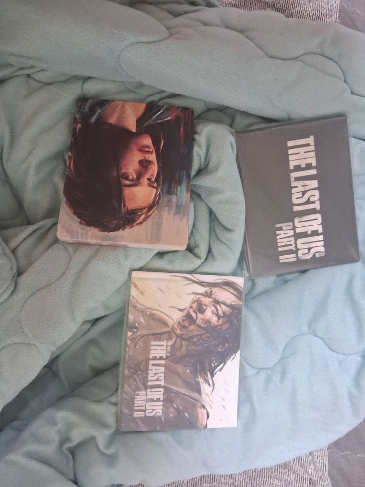 ps4 ps5 스틸북 팝니다(상태좋음) 이미지