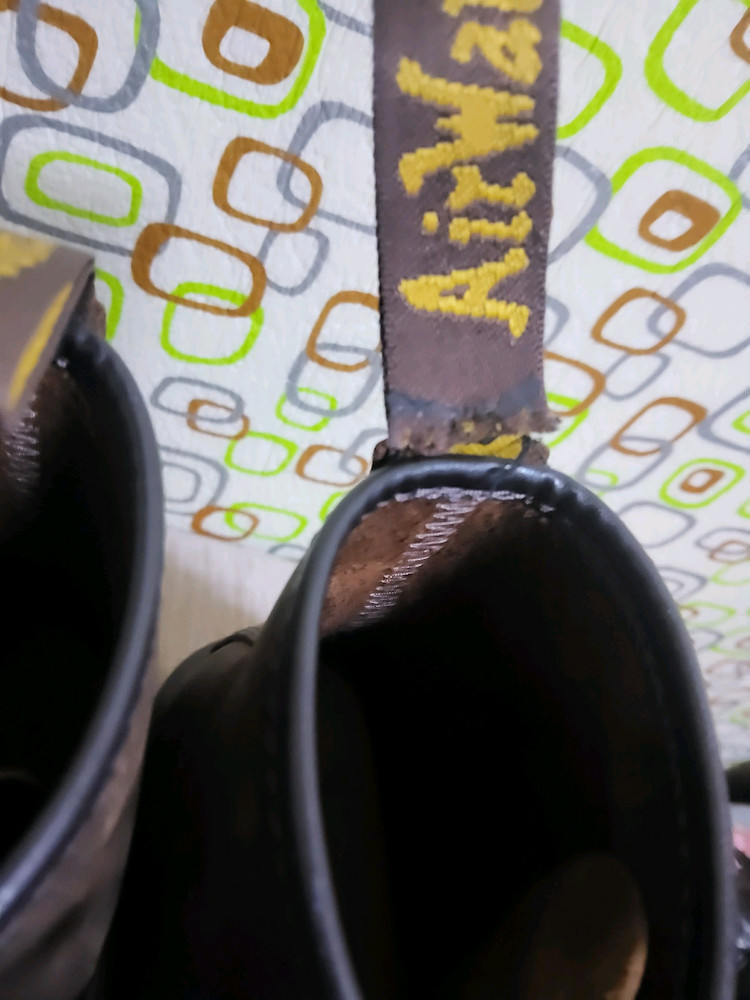 닥터마틴1460 크레이지홀스 260 이미지