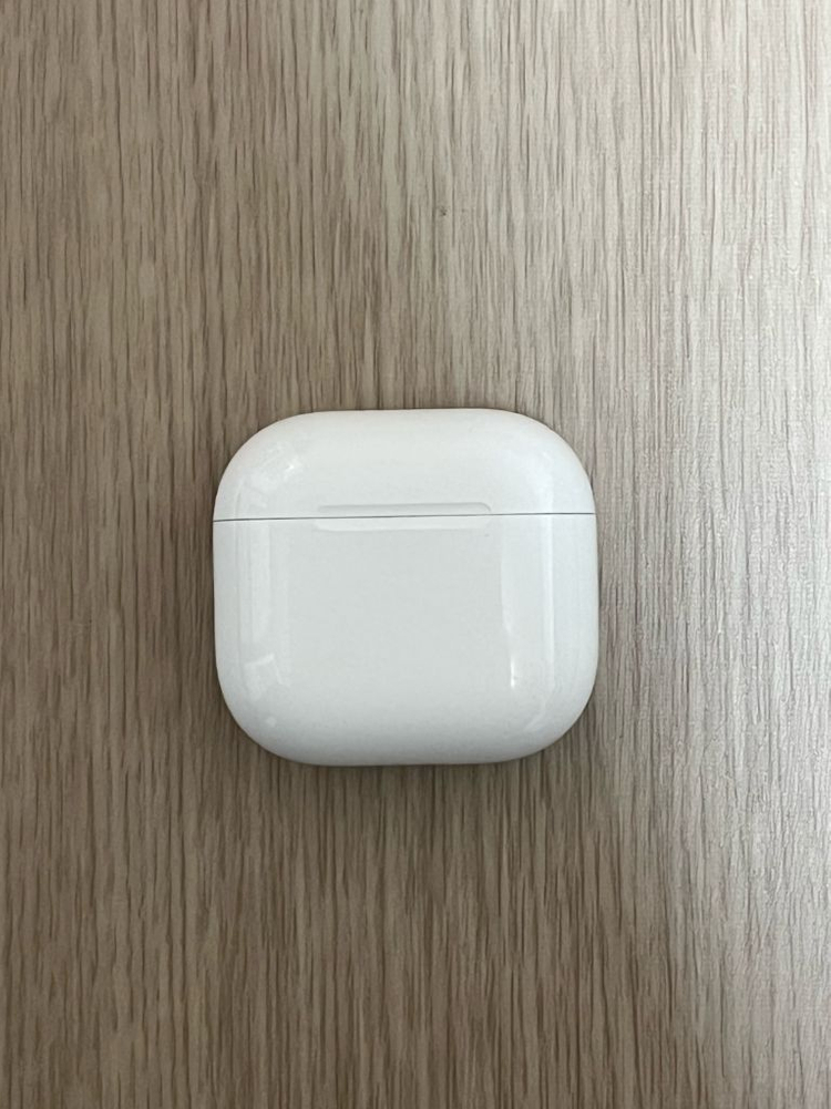 에어팟4 본체 케이스 노캔x 일반 중고 미개봉 이미지