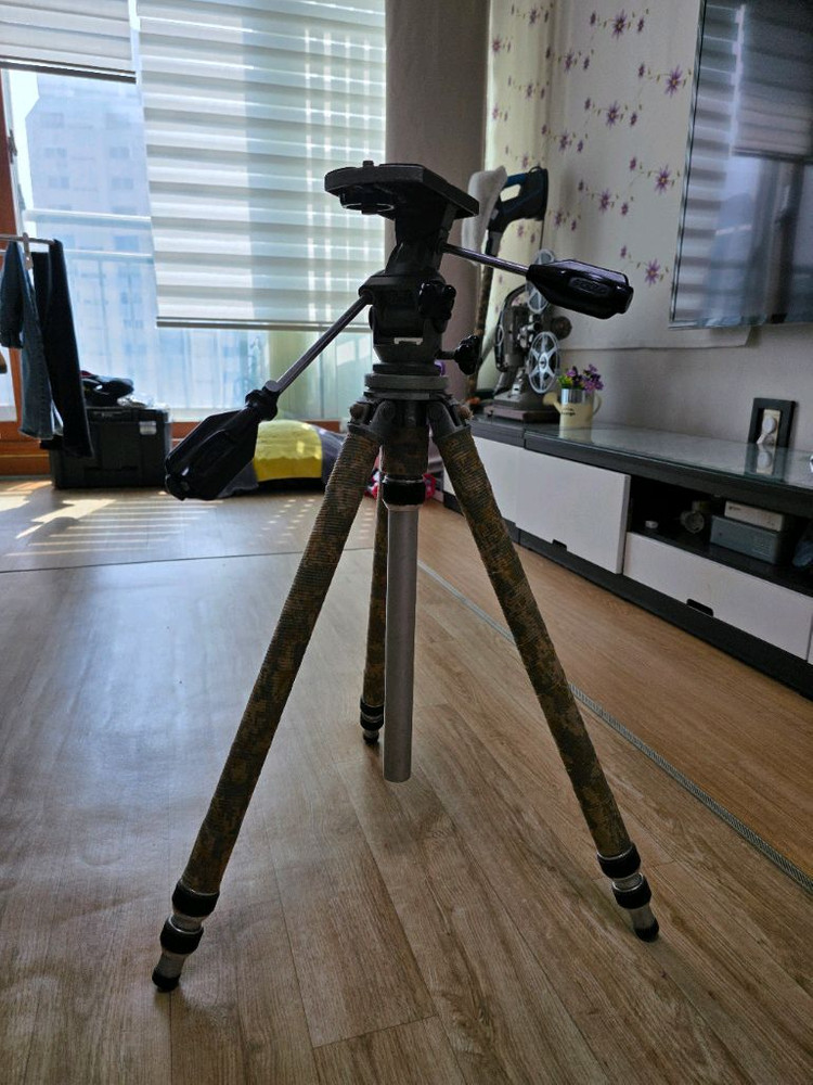 짓조 카메라 삼각대 + 헤드 세트 이미지