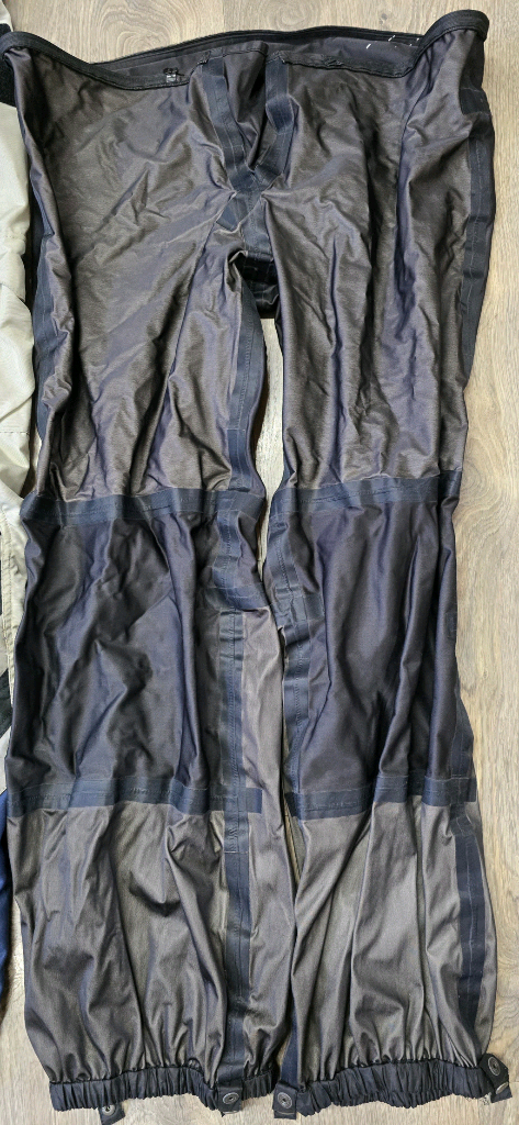 BMW 정품 랠리복 상의 56 / 하의 54 판매합니다--8