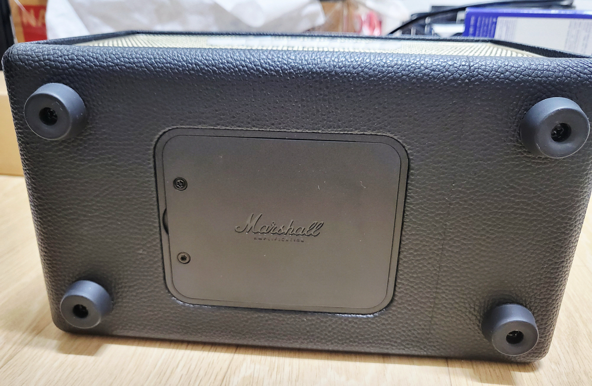 마샬 킬번1 휴대용 블루투스 스피커(배터리 내장)--1