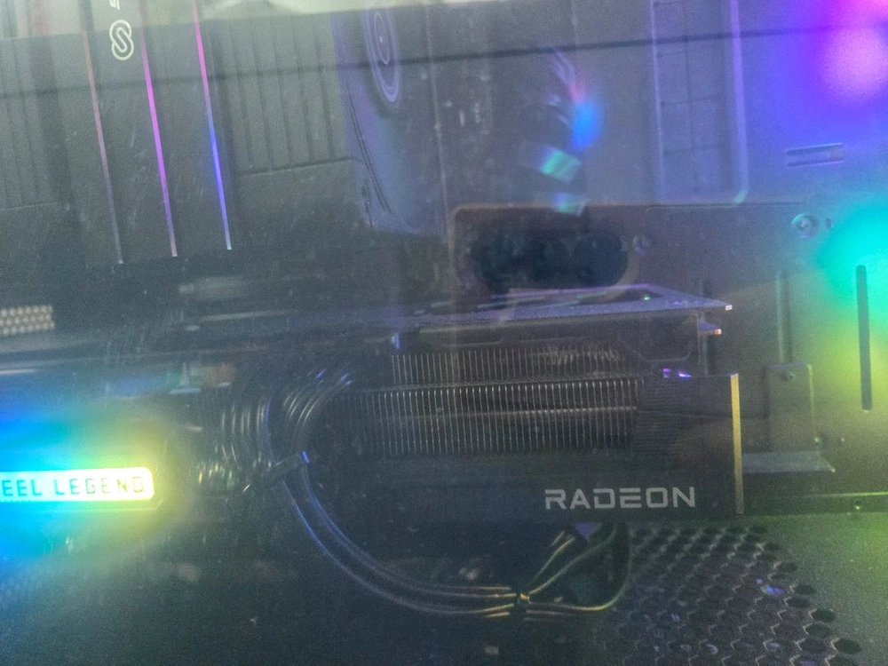 게이밍 PC 데스크탑 본체 판매합니다.(7830x3d, rx9070xt, 램 32기가) 이미지