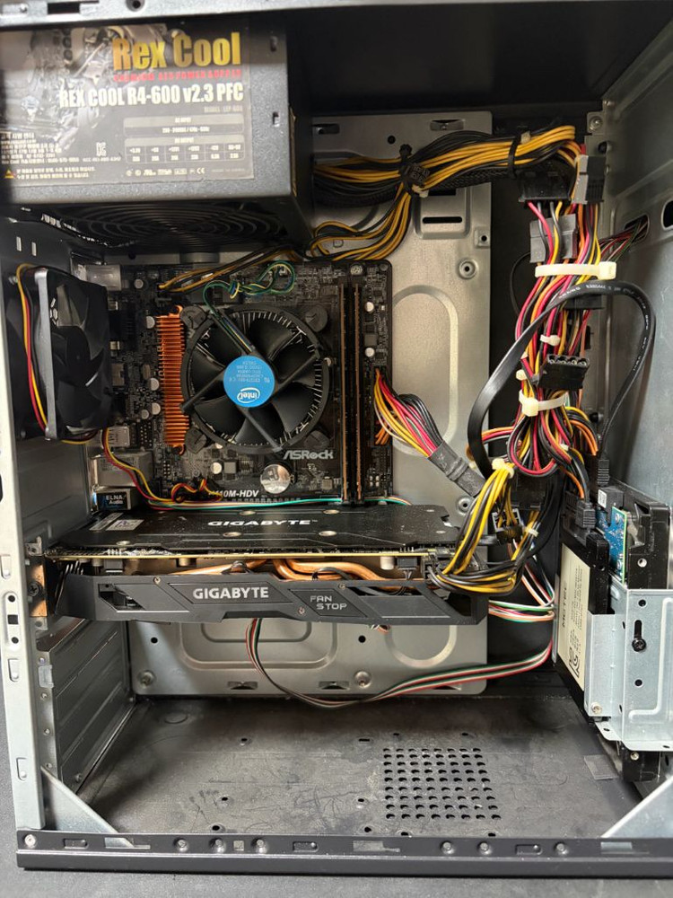 사무/게이밍 반본체 pc 팝니다 이미지