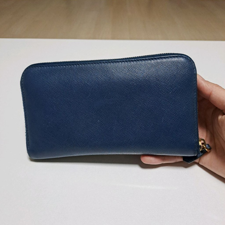 [100%/정품] 프라다 사피아노 지퍼 장지갑 네이비, 프라다지갑,프라다장지갑,프라다지퍼지갑 이미지