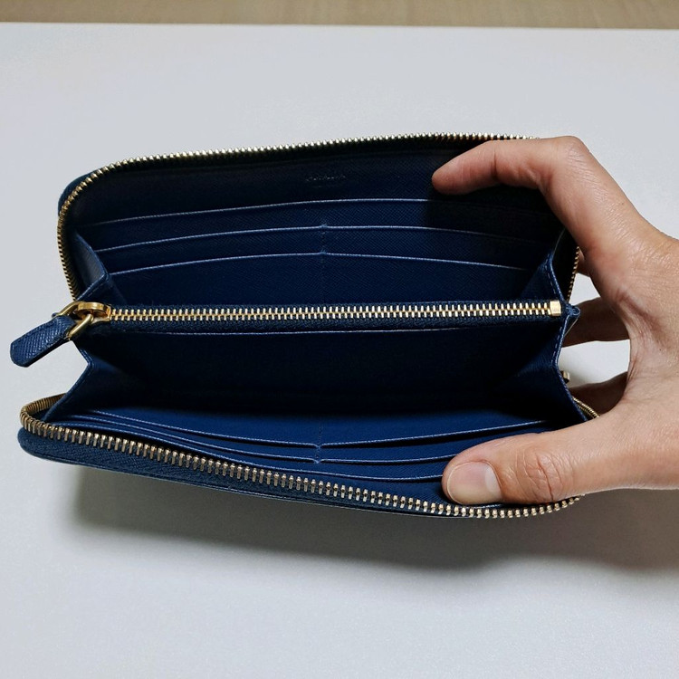 [100%/정품] 프라다 사피아노 지퍼 장지갑 네이비, 프라다지갑,프라다장지갑,프라다지퍼지갑 이미지