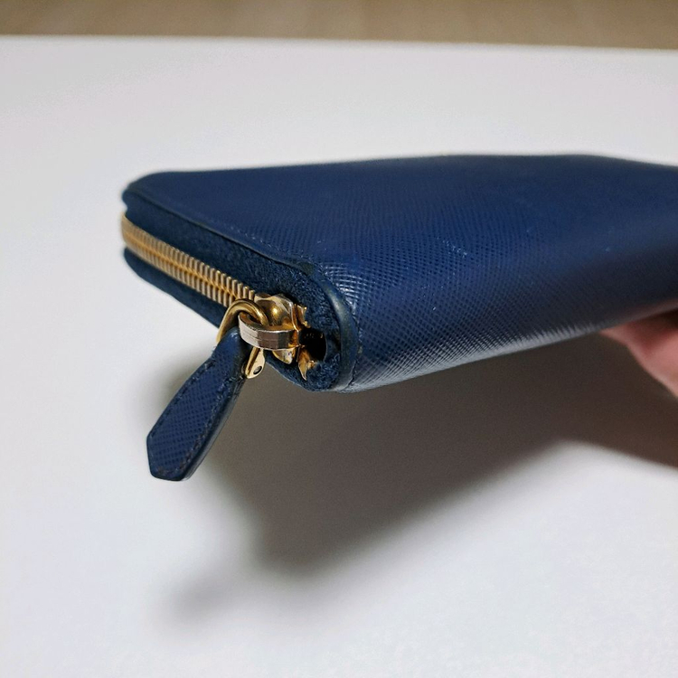[100%/정품] 프라다 사피아노 지퍼 장지갑 네이비, 프라다지갑,프라다장지갑,프라다지퍼지갑 이미지