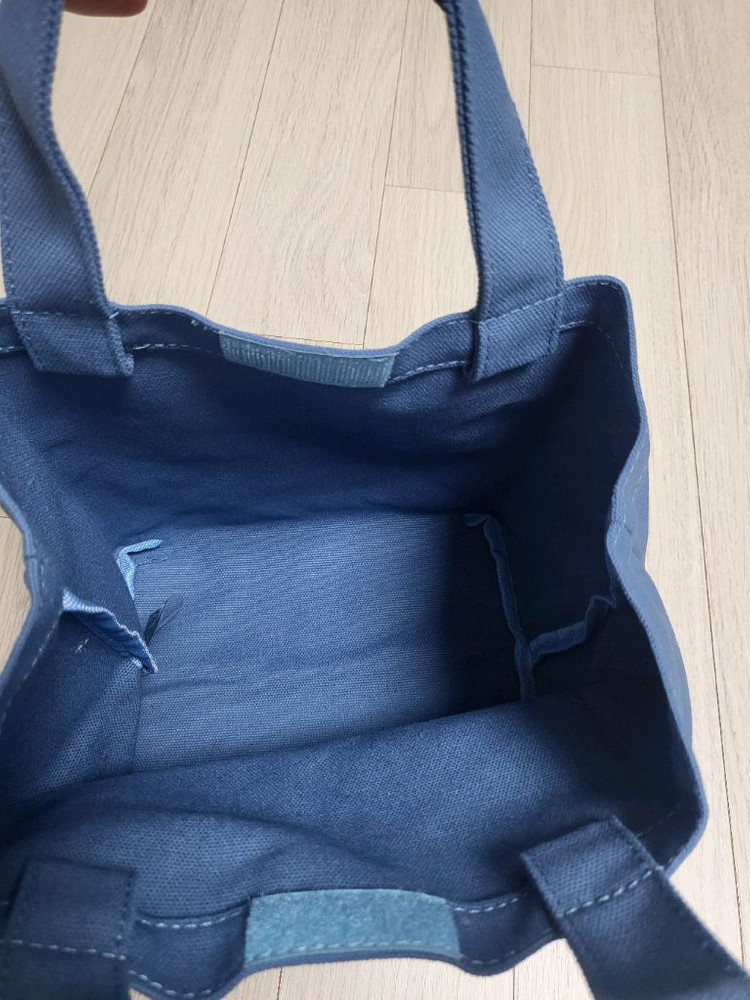 정품) 프라다 미니 에코백 (퍼퓸 이미지
