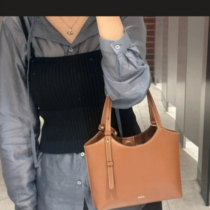 드메리엘 베네타 소프트백 이미지