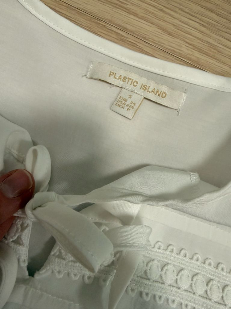 플라스틱아일랜드 레이스 시원한 여름 블라우스 S 445566 사이즈 정도 이미지