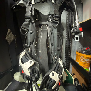 스쿠버다이빙 BCD 스쿠바프로 하이드로스 프로 M scubapro hydros pro bcd 이미지