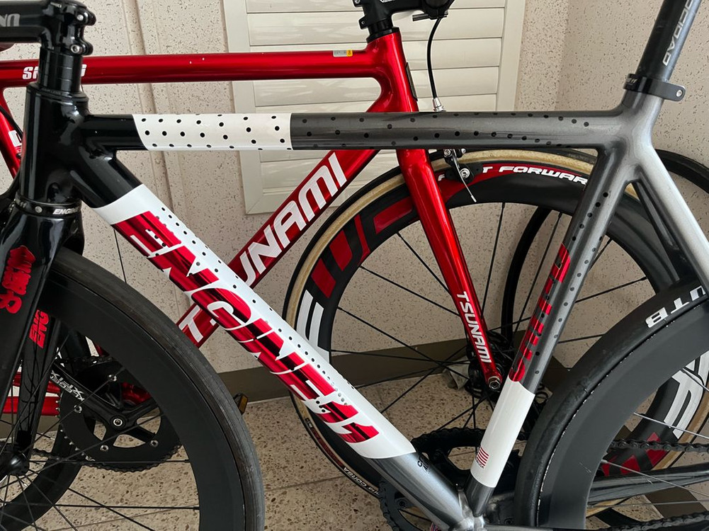 엔진11크릿디 레드차콜 판매만 이미지