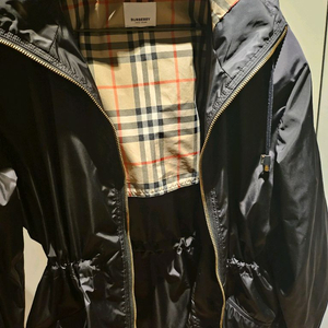 버버리 여성 바람막이 정품 백화점 55사이즈 이미지