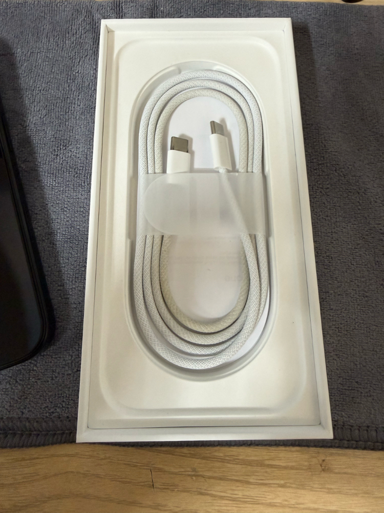 아이폰16프로 256 블랙티타늄 s급--9