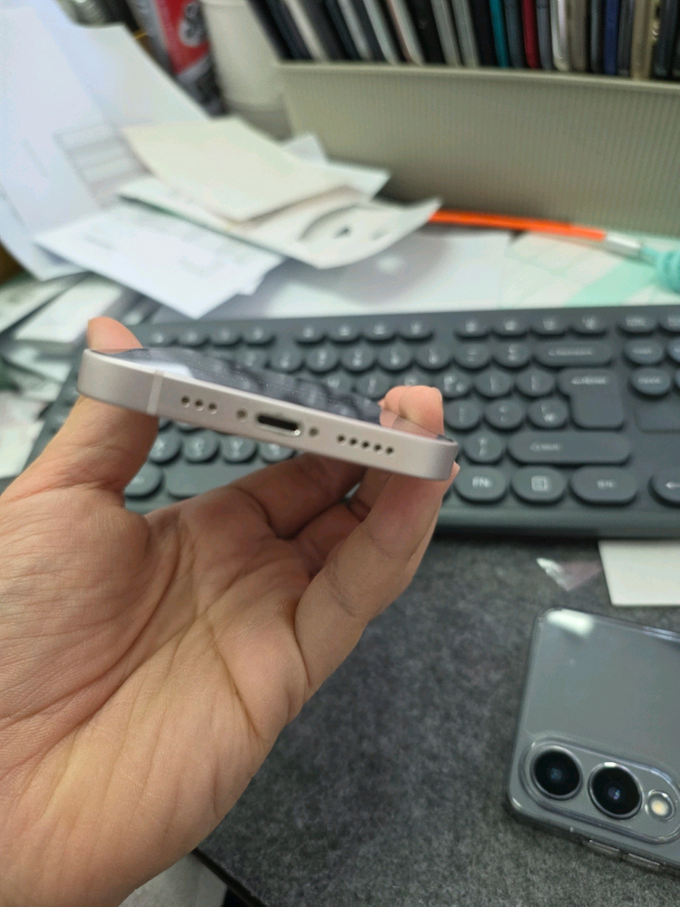 (2300)아이폰13 256 판매--3