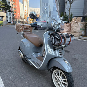 베스파 125 프리마베라 피크닉 에디션 이미지