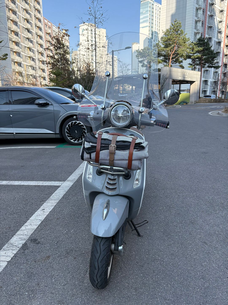 베스파 125 프리마베라 피크닉 에디션 이미지