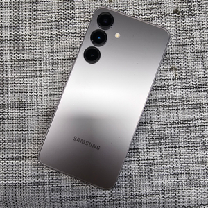 (특AAA급) 갤럭시 S25 256G 실버 25년 2월개통 액정무기스 정상해지공기계 60만팝니다@