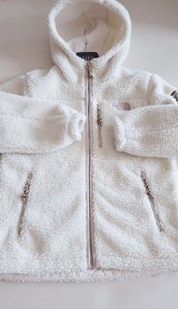 여아 봄 의류 일괄(노스페이스 키즈 후리스140, 헤지스 키즈 경량패딩 145 등) 이미지