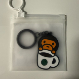 스타벅스 베이프 베이비 마일로 키체인 키링 이미지