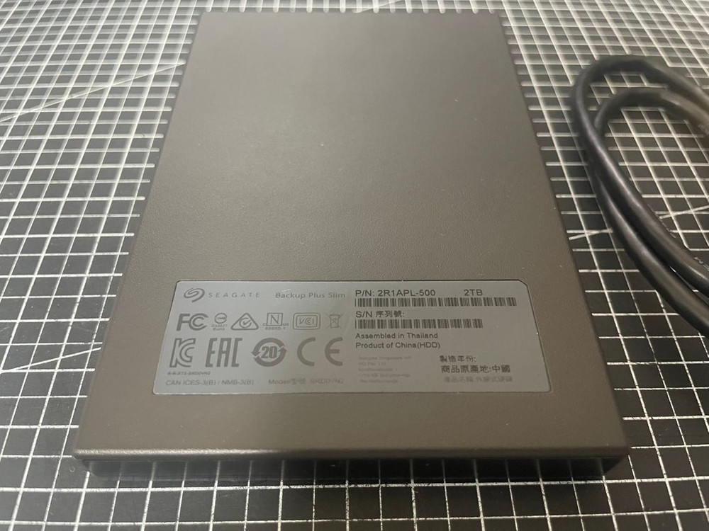 씨게이트 휴대용 외장하드 / 2TB / 블랙 / 본품+케이블 / 우체국택배 이미지