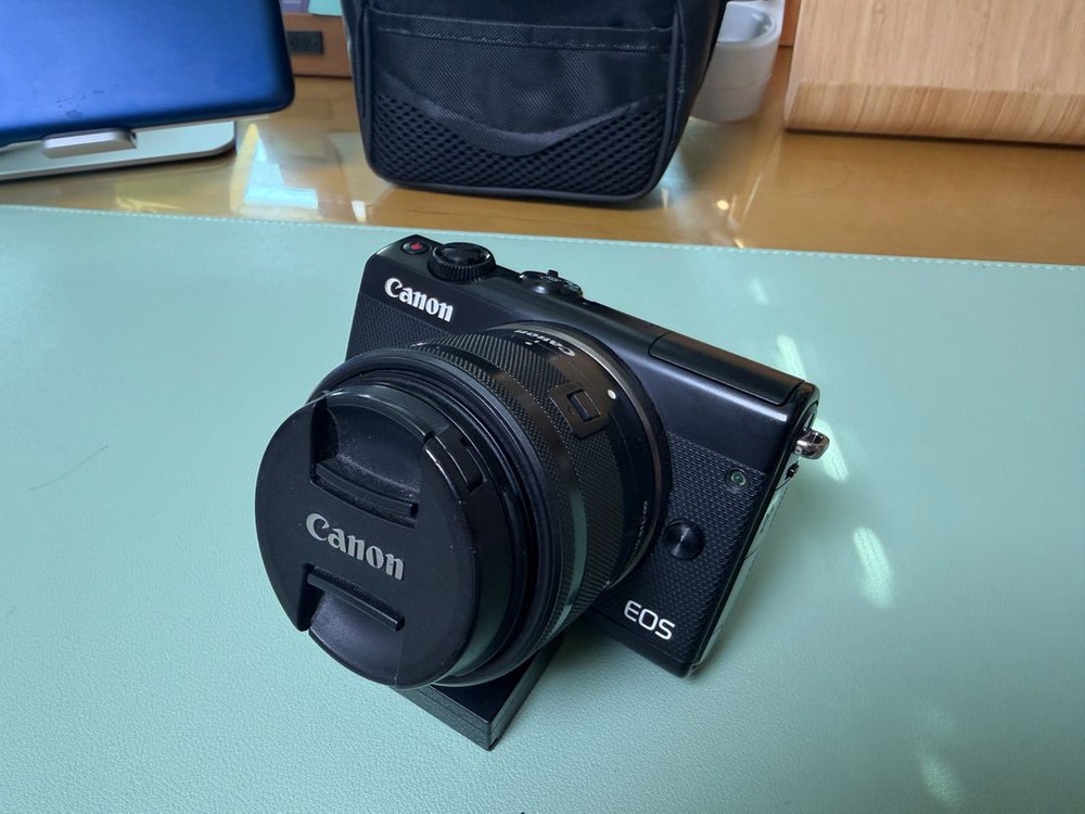 캐논 EOS M100 미러리스 카메라 풀페키지 (번들렌즈 + 단렌즈) 이미지