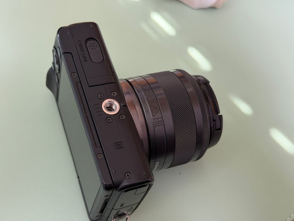 캐논 EOS M100 미러리스 카메라 풀페키지 (번들렌즈 + 단렌즈) 이미지