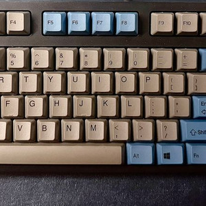 리얼포스 R2 TLSA 저소음 균등 45g (APC 지원) 판매 이미지