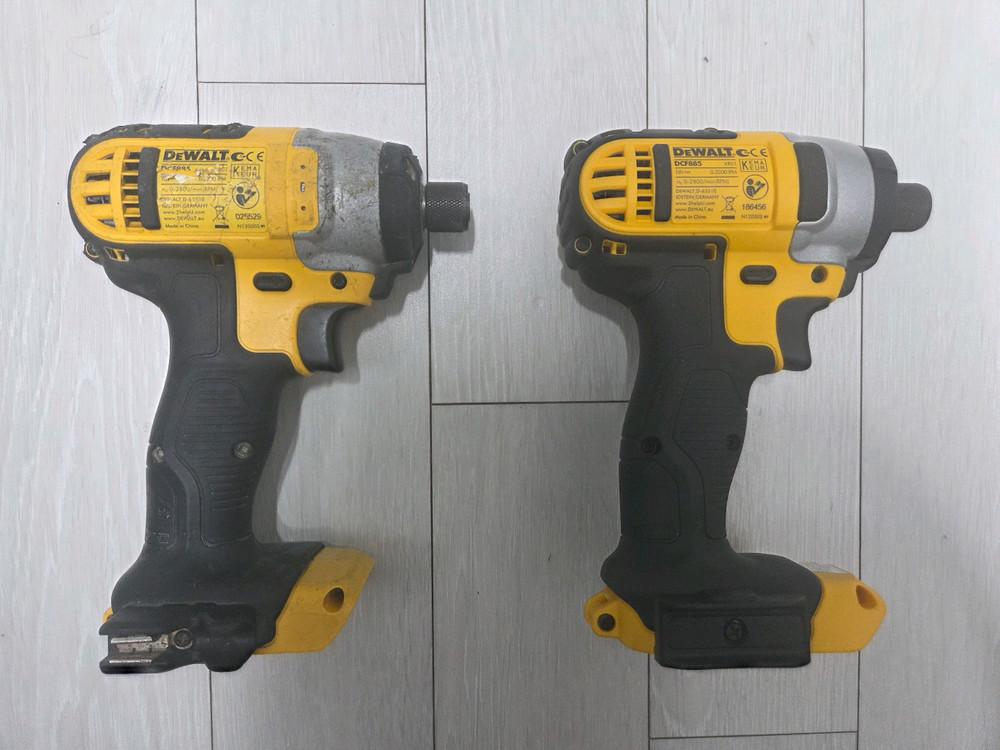 디월트 정품 18볼트 임팩드릴 DCF885--1