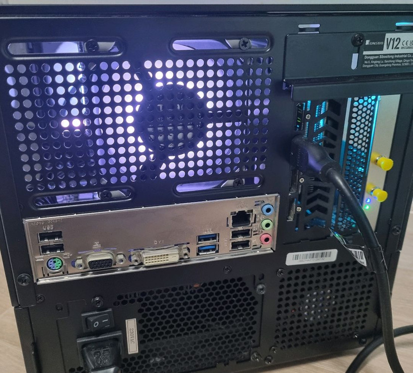 컴퓨터 인텔11세대 i5-11500 RX6650XT(상세스펙확인요망) 이미지