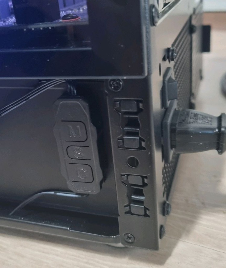 컴퓨터 인텔11세대 i5-11500 RX6650XT(상세스펙확인요망) 이미지