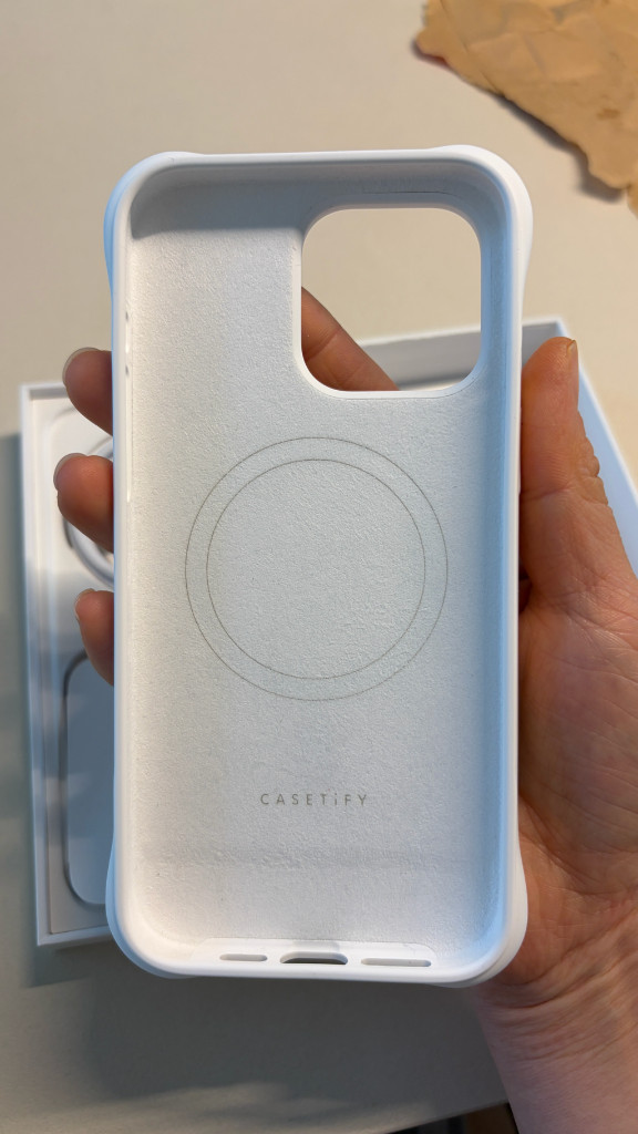 아이폰 15 프로 맥스 1테라 내츄럴 티타늄 이미지