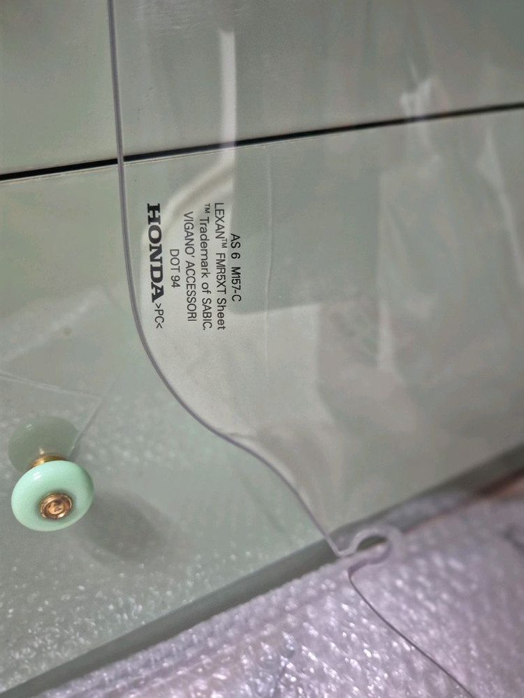 포르자350 순정 윈드스크린 기스x 판매힙니다--4