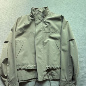 솔리드옴므 쉘파카 베이지 이미지