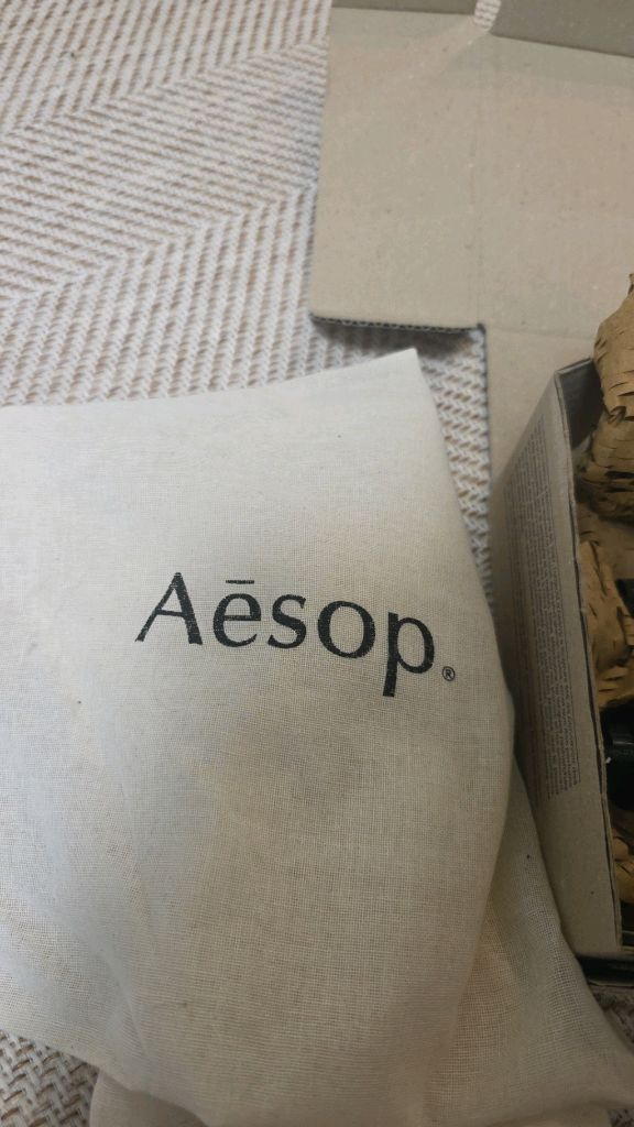 이솝 핸드워시 및 핸드크림 이미지