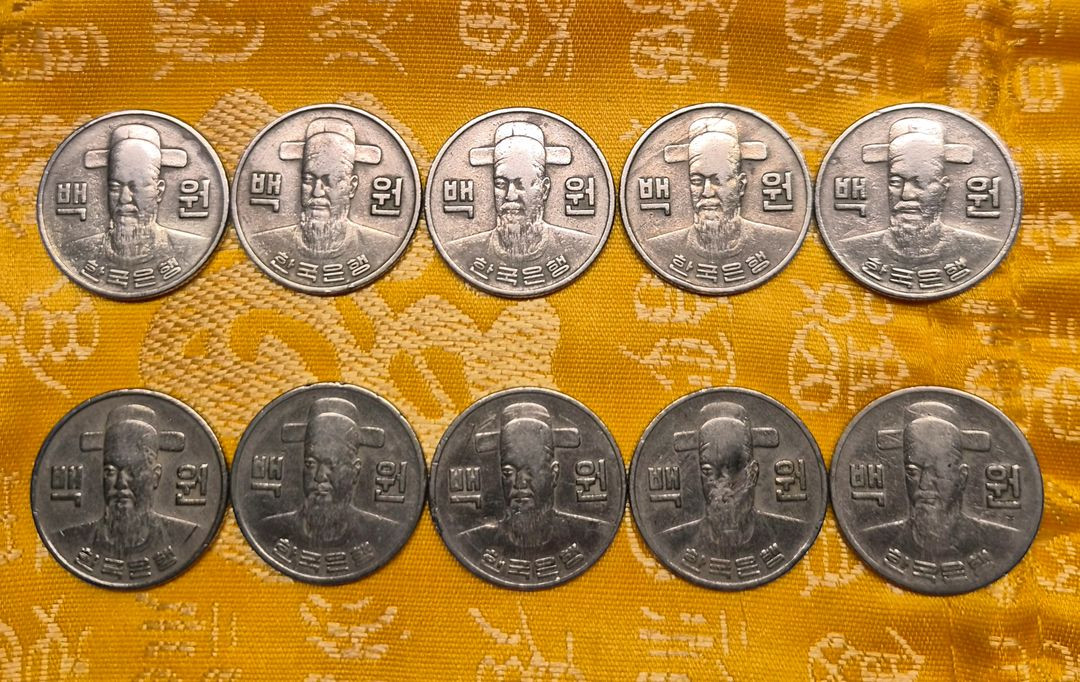 1974년 100원 동전 10개 세트 이미지