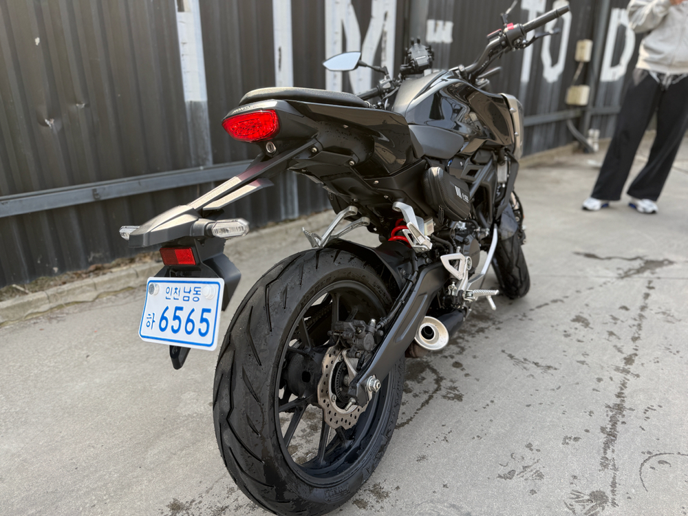 혼다 CB125R--1