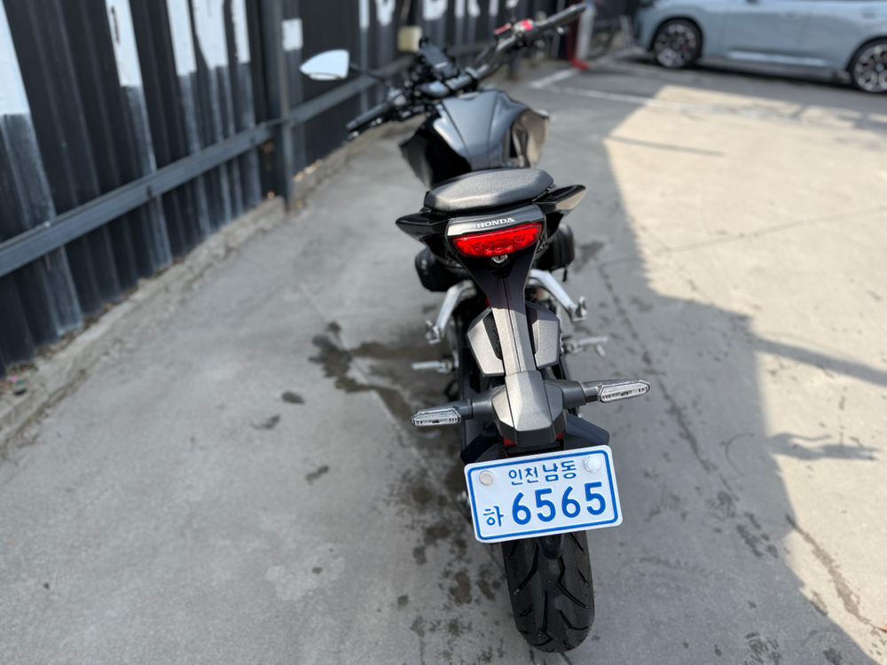 혼다 CB125R--5