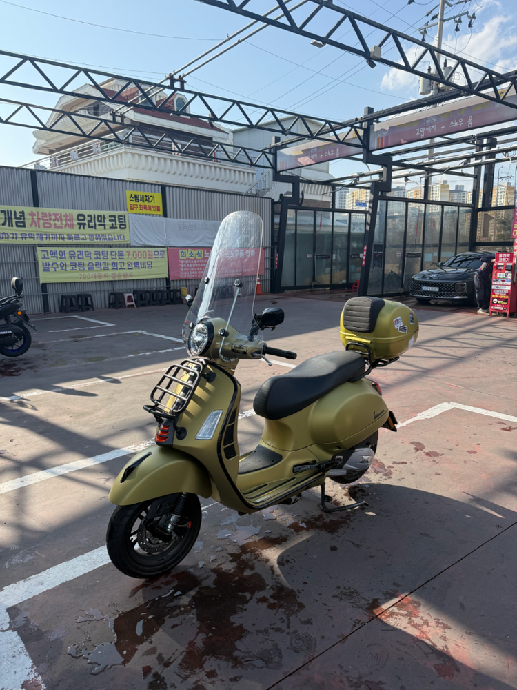 베스파 GTS 125--1