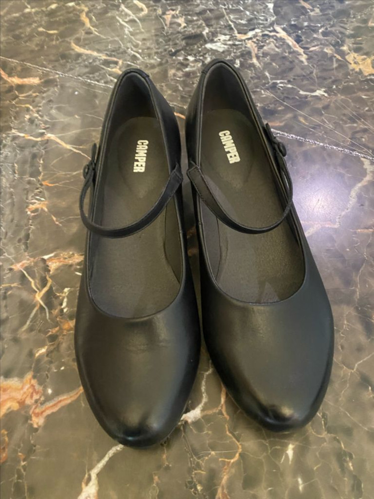 캠퍼 헬레나 메리제인 가죽펌프스 38사이즈 이미지