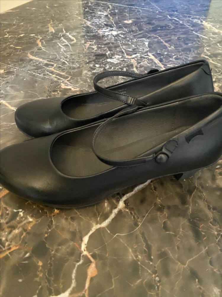 캠퍼 헬레나 메리제인 가죽펌프스 38사이즈 이미지