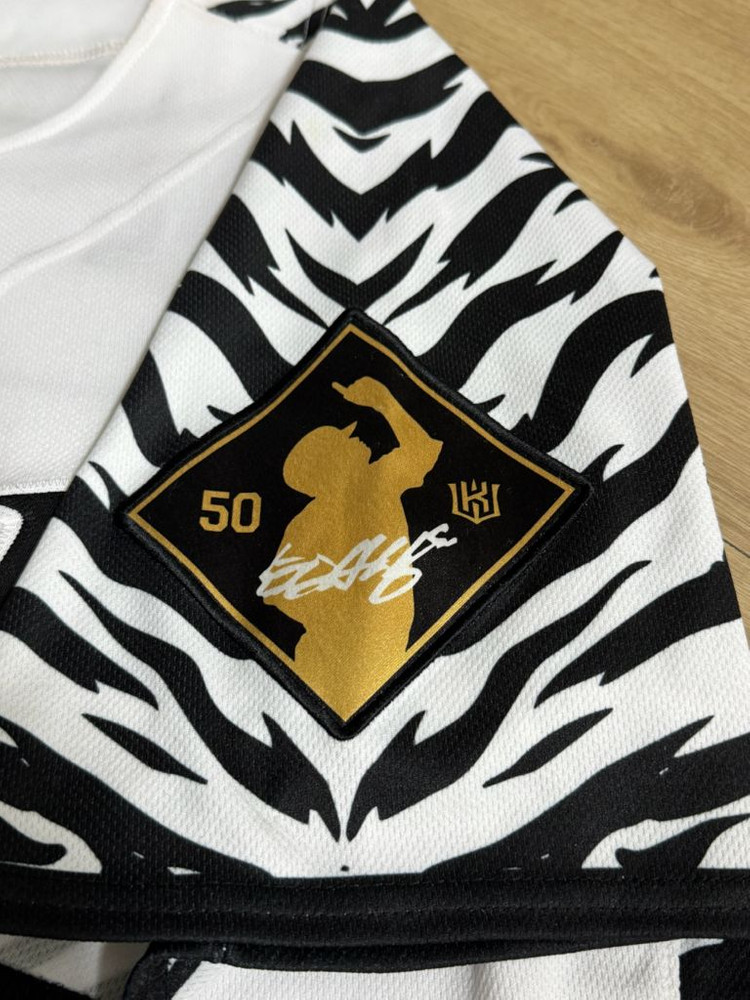 한화 강백호 ktwiz 100호 홈런 유니폼 110 이미지