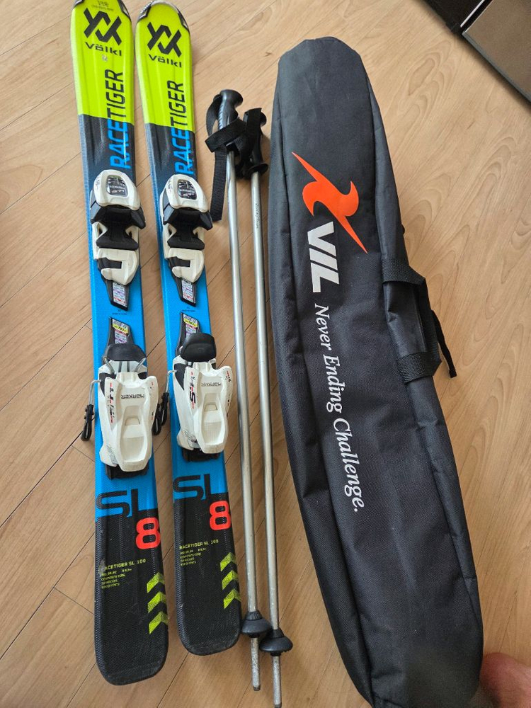 주니어 아동 스키 풀세트. 이미지