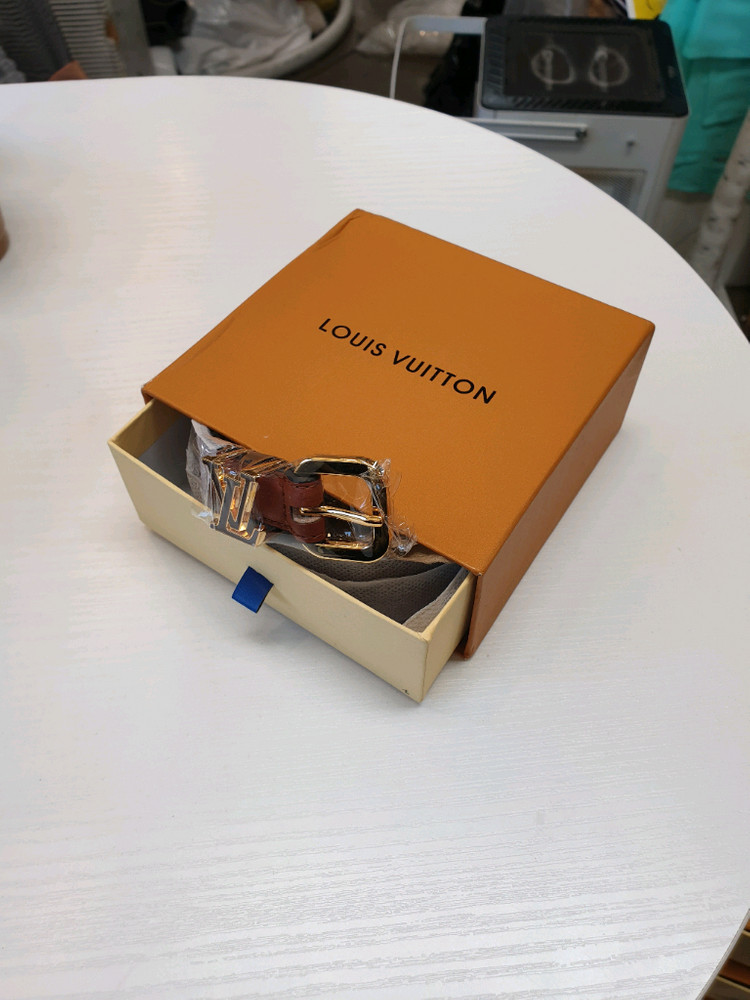 루이비통 여성 브라운 버클 카멜 벨트 새상품 이미지
