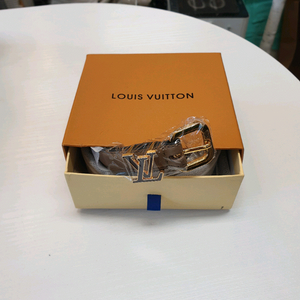 루이비통 여성 브라운 버클 베이지 벨트 새상품