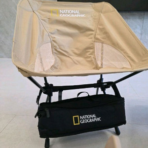 내셔널지그래픽 캠핑 의자 아이보리 이미지