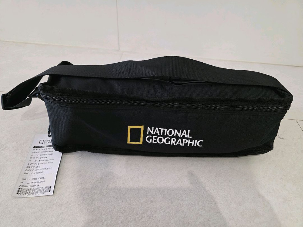 내셔널지그래픽 캠핑 의자 아이보리 이미지