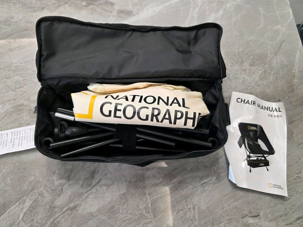 내셔널지그래픽 캠핑 의자 아이보리 이미지