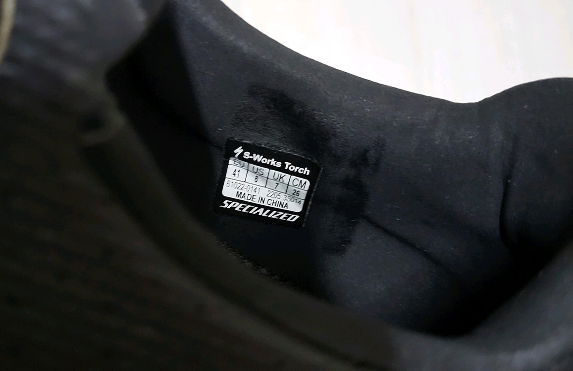 에스웍스 토치 클릿슈즈 블랙 41사이즈 260mm 이미지