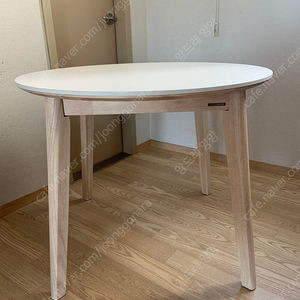 한샘 도노 내추럴 세라믹 원형식탁 이미지